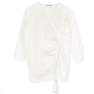 Junes White tied shirt